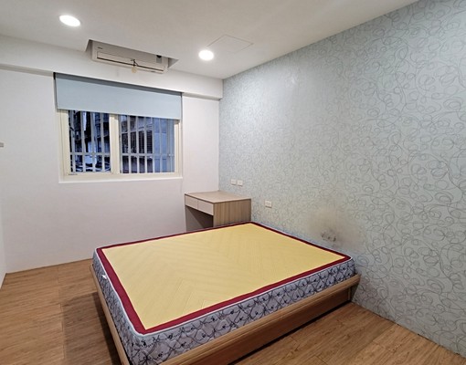 中和連城路分離式套房(可配合租捕) - Image 1