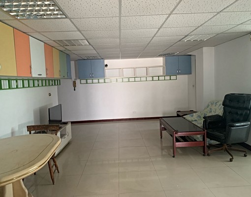 近高醫、火車站，電梯大樓，大三房廚房客廳 - Image 10