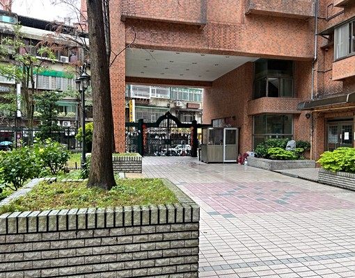 葫洲捷運站步行三分鐘代收包裹套房 - Image 2