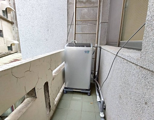 可租補西大路大遠百大套房陽台個人洗衣機可養貓 - Image 5