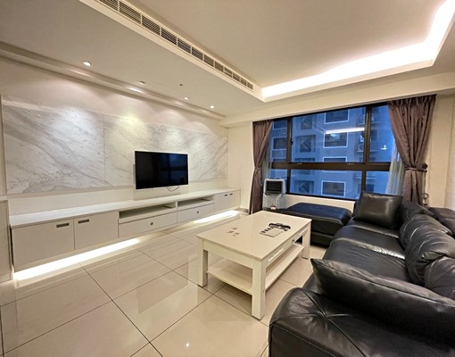 巴黎馥4房2車位。附冷暖變頻冷氣及洗碗機 - Image 1