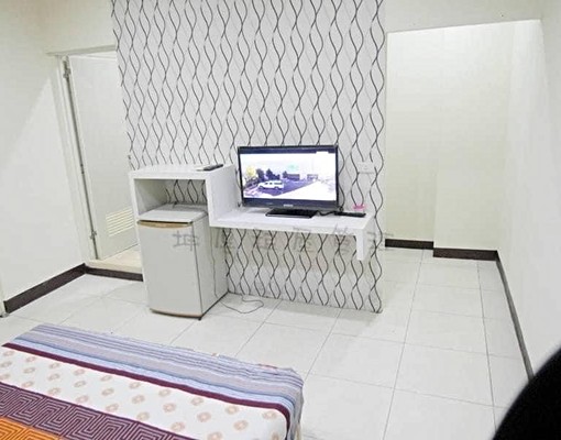 可租補❤免仲介費❤一中台體❤室內機車位 - Image 1