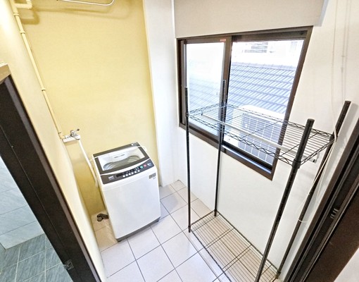 逢甲水湳中國醫🔥全新裝潢可租補大空間陽台獨洗 - Image 10