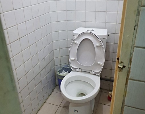 電梯無炊冷氣雅房+獨立陽台近南京三民路口 - Image 7