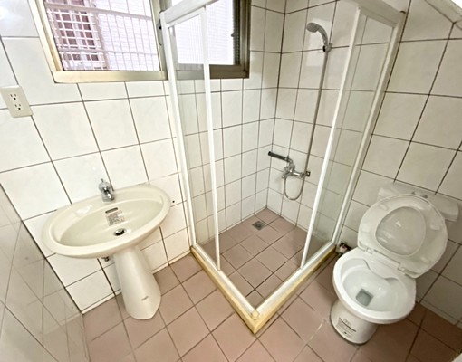 小洪精選-稀有超大2房💜全配💜廚房💜庭院花園 - Image 11