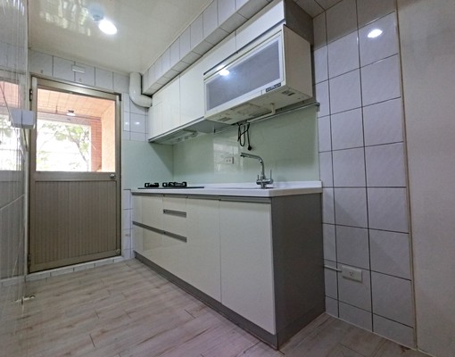 可租補)曉明女中登峰21三房#平面車位與管理費另計 - Image 2