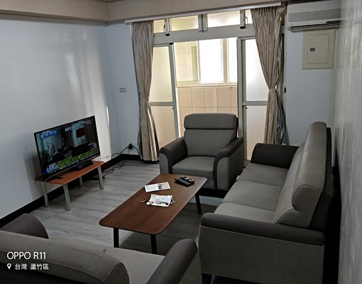 五福宮全新獨立衛浴、陽台、洗衣機套房 - Image 1