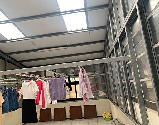女性上班族巷內安靜近中山國小 - Image 3