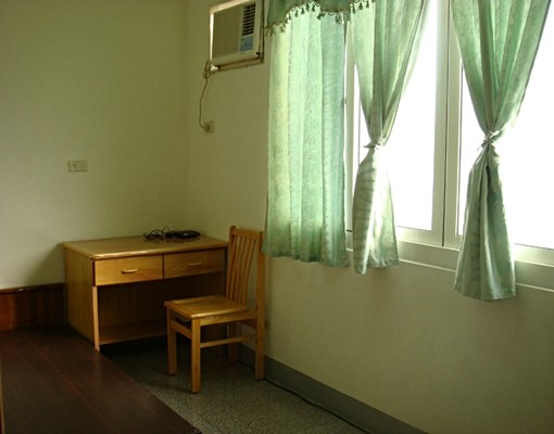 瑞陽簡樸套房 - Image 1