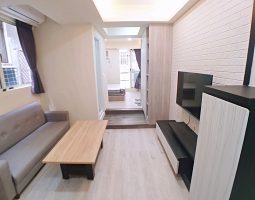 (((可租補)))中國醫逢甲美套房有晒衣陽台衛浴開窗 - Image 1