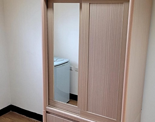 近南港軟體園區,中南街頂加陽台套房出租 - Image 9