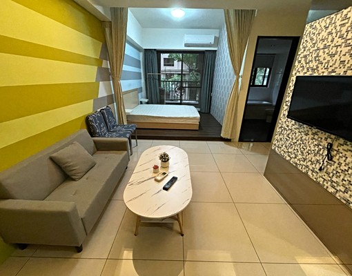 藝文特區紐約大時代大套房車位 - Image 1