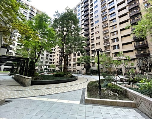 藝文特區紐約大時代大套房車位 - Image 6