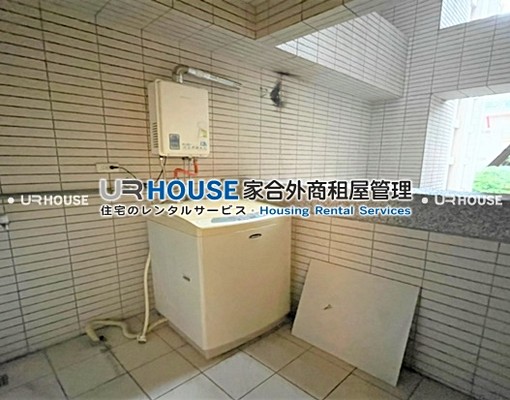 MRT七張。家樂福。寬敞採光。機能便利。含稅 - Image 15