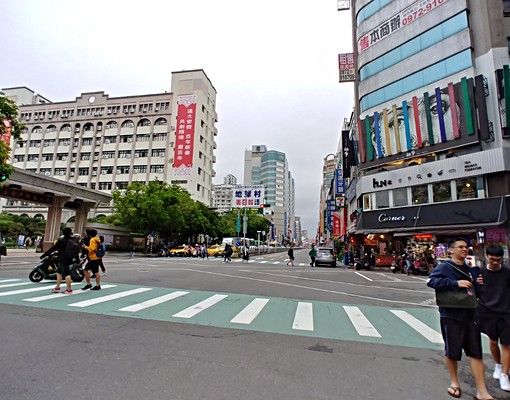 物超所值4888抗漲核心商圈套房 - Image 3