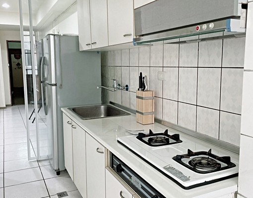 近中山醫國美館採光好可寵可開伙•附車位•近捷運公車火車站 - Image 3