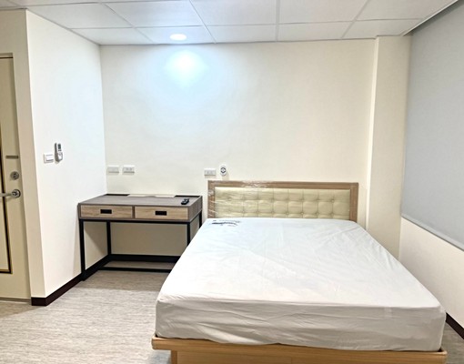 全新套房、捷運2分鐘、採光佳、獨洗 - Image 2