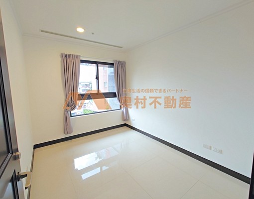 中正豪邸植物園旁●公設完善●方正四房 - Image 8