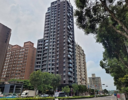 玄泰文華近捷運*面公園景觀讚*運辦公室 - Image 1