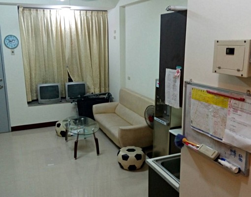 靜宜大學對面,(新裝修)女生套房出租 - Image 8