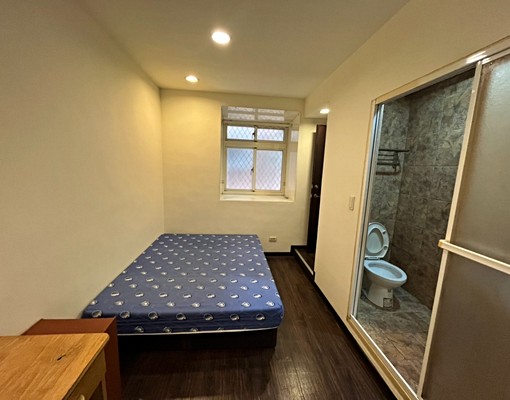 中和捷運站公寓三樓套房 - Image 2
