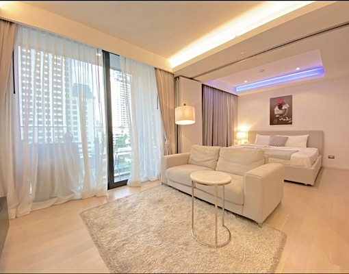 全新秒殺🌟只有一間🌟白色宮殿 - Image 1