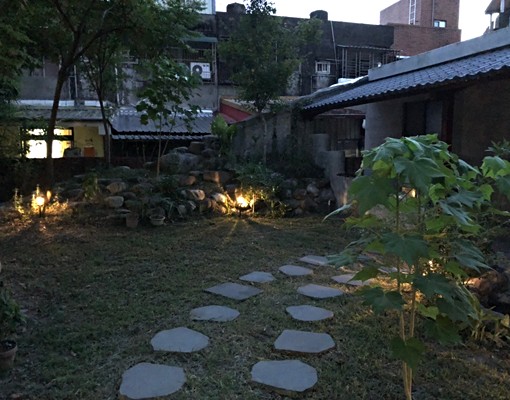 全新裝潢.有電梯近交流道.生活機能高 - Image 5