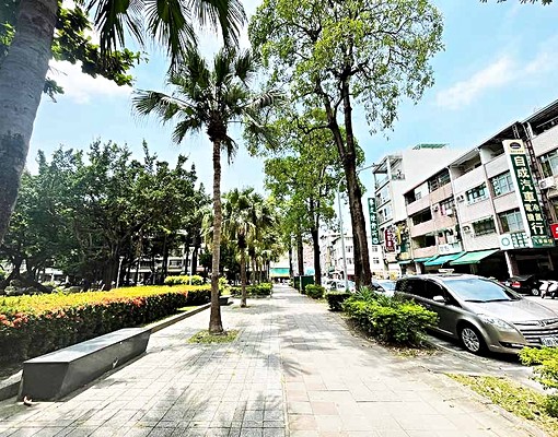 R12捷運高醫學區公園旁電梯優質透天套房整理中 - Image 13
