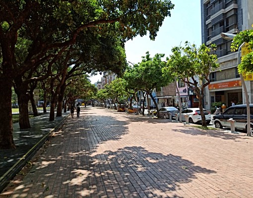 就在市民廣場旁優質生活#租補#勤美誠品#美術館#審計新村 - Image 2