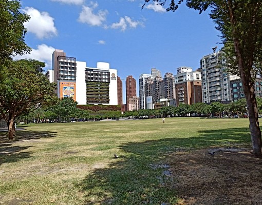 就在市民廣場旁優質生活#租補#勤美誠品#美術館#審計新村 - Image 3