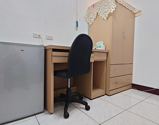 陽台獨洗曬!大慶商圈近愛買優質套房,⚠️限租中山醫女學生 - Image 6