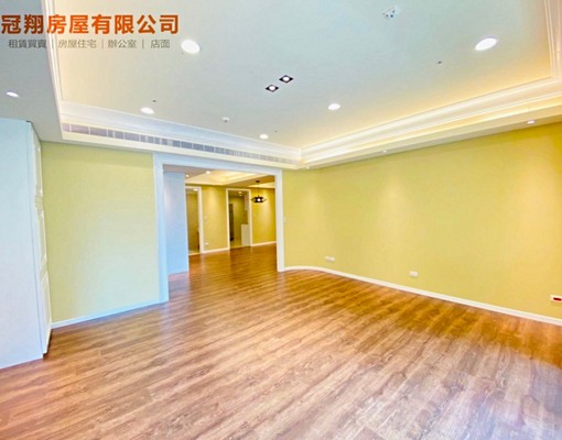 正面中庭綠意景觀新裝潢大三房雙車位 - Image 1