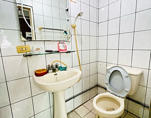 照片舊的已整理過❤️三重國小捷運_電梯兩房_有冷氣_有廚房 - Image 8