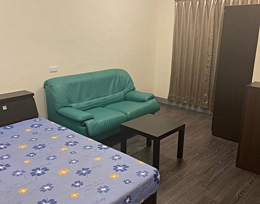 捷運鳳山西站（家樂福-鳳山店旁）；一層一戶獨立套房 - Image 5