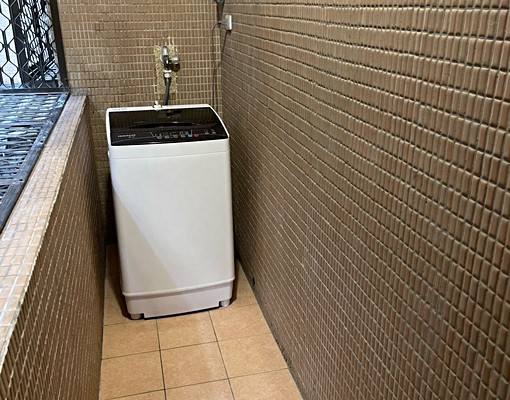 捷運鳳山西站（家樂福-鳳山店旁）；一層一戶獨立套房 - Image 6