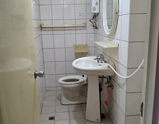 中清路天津路口曉明女中便宜傢俱全垃圾處理 - Image 6