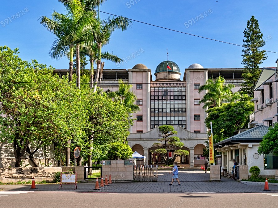 新上佳年華環境圖