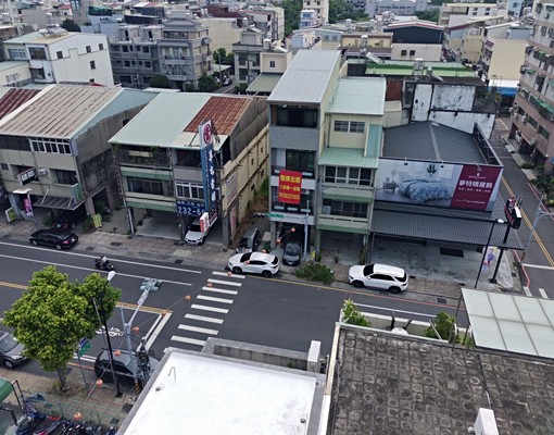 正太平路電梯套房 - Image 2