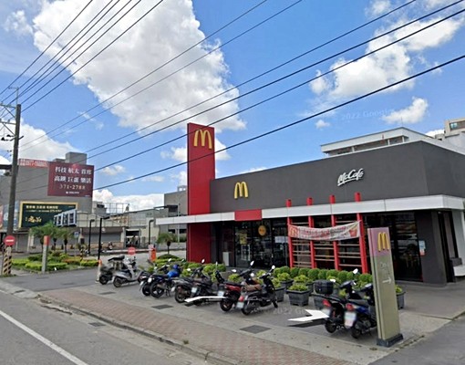 仁武麥當勞騎樓大透店 - Image 1