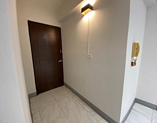 新樂愛河商圈電梯獨立門牌套房近捷運駁二真愛碼頭📞愛窩 - Image 13