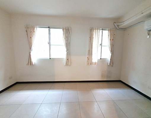 火車站旁~稀有社區美別墅雙平車～唯一釋出 - 591租屋網 - Image 12