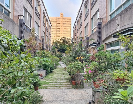 火車站旁~稀有社區美別墅雙平車～唯一釋出 - 591租屋網 - Image 15