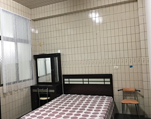 全新套房近成大,機能便利 - Image 2