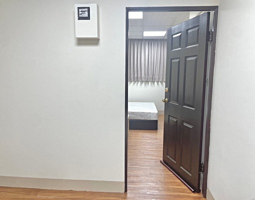 巨蛋站/獨立套房/包水、網路/可租補 - Image 1