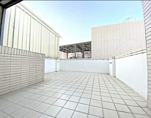 新市整棟透天(高檔裝潢) - Image 9