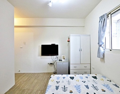 租屋補助✅捷運站✅中國醫✅文華高中✅小資族✅室內機車位✅窗曬 - Image 9