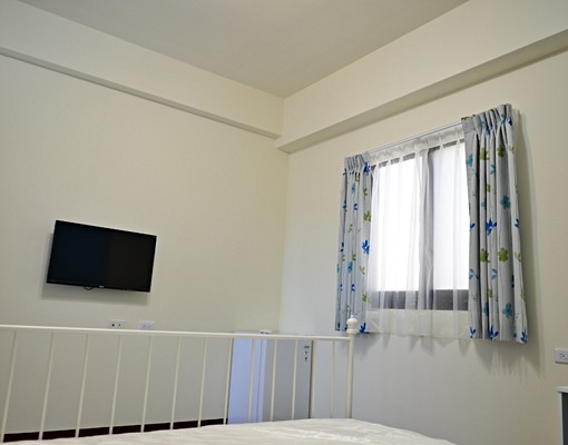 鹿港楓康。溫馨套房。獨洗。生活機能好。限女生 - Image 5