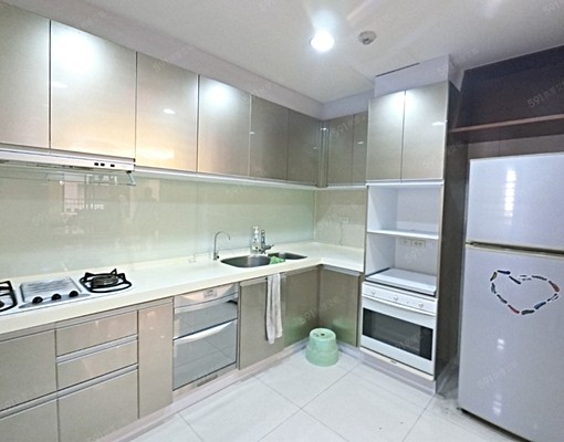 近捷運站三井購物商城/最短二年租 - Image 3