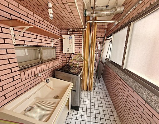 『西屯』至善路園道精裝三房含車位看屋可談~ - Image 12