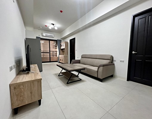 兩房一廳、近南科及市區、生活機能佳 - Image 1